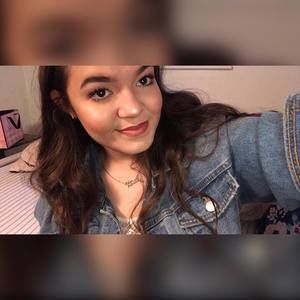 Meet your Posher, Annaleehsa